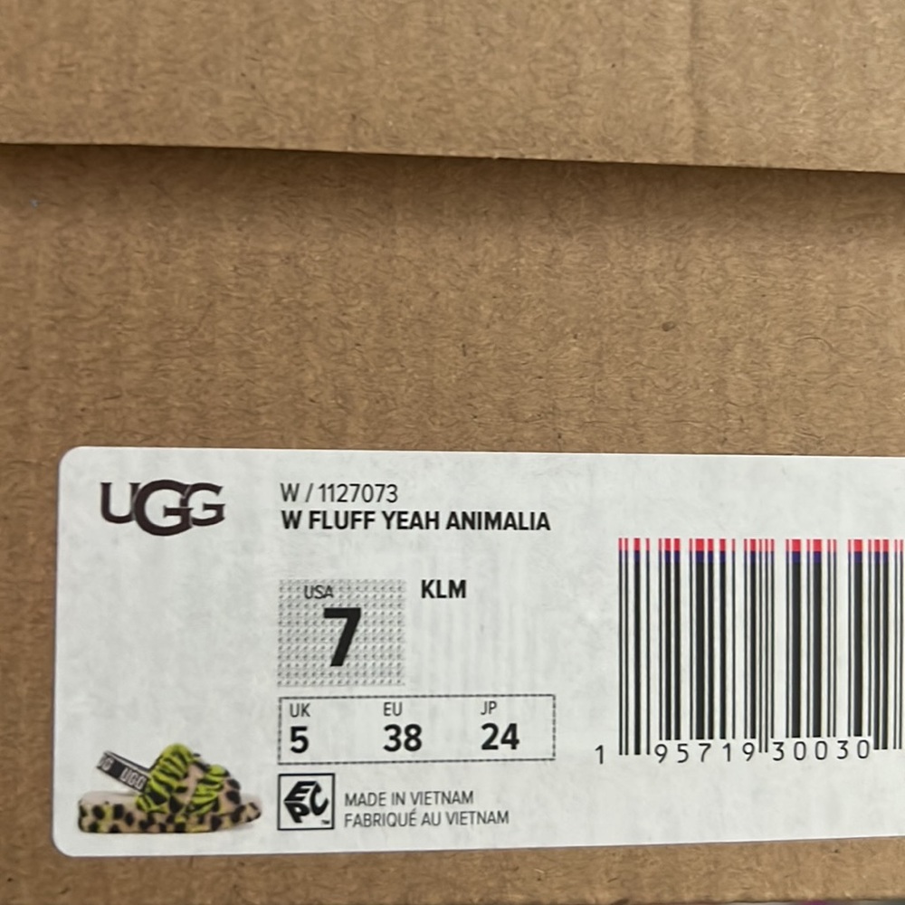 Ugg Fluff Yeah Animalia NWT - Picture 10 of 10